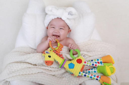 日土宝宝头发造型